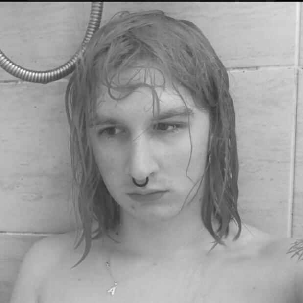 still from 'shower thoughts' video (2023)